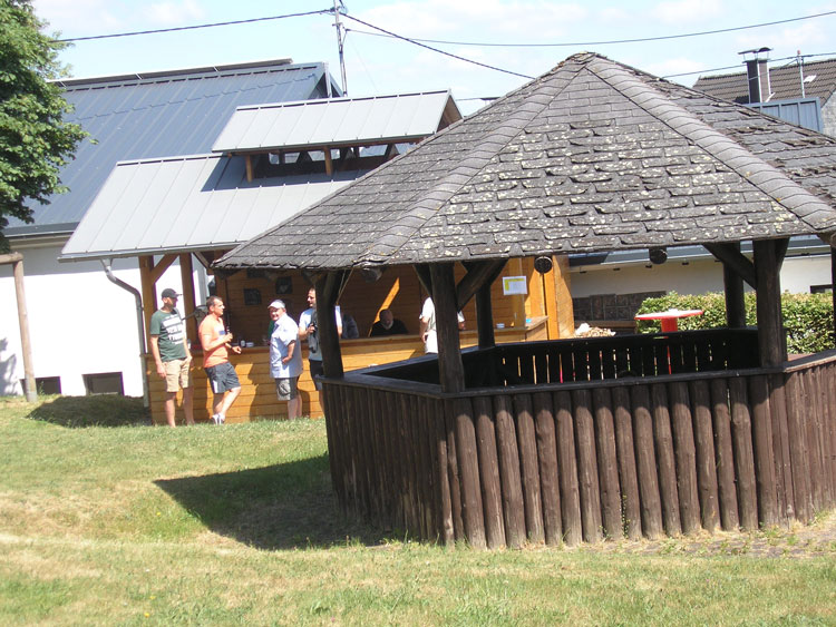 Grillhütte Feuerwehrgerätehaus