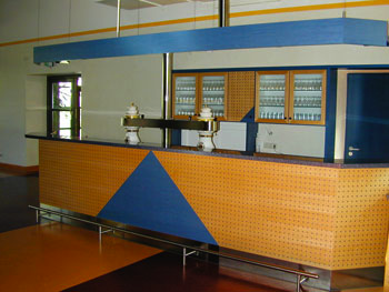 Theke der Gemeindehalle Schwollen